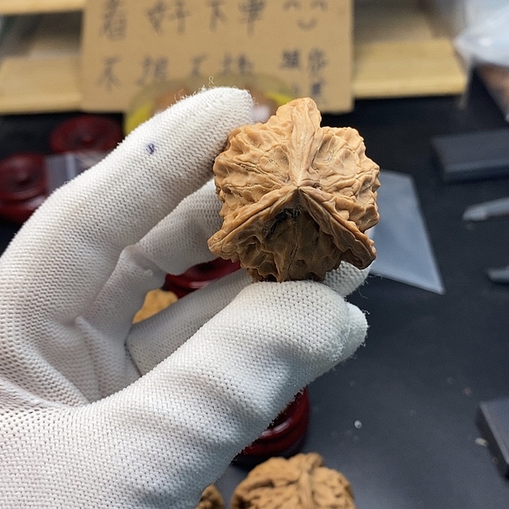 魔***爽吊坠文玩核桃瑕疵不退不换