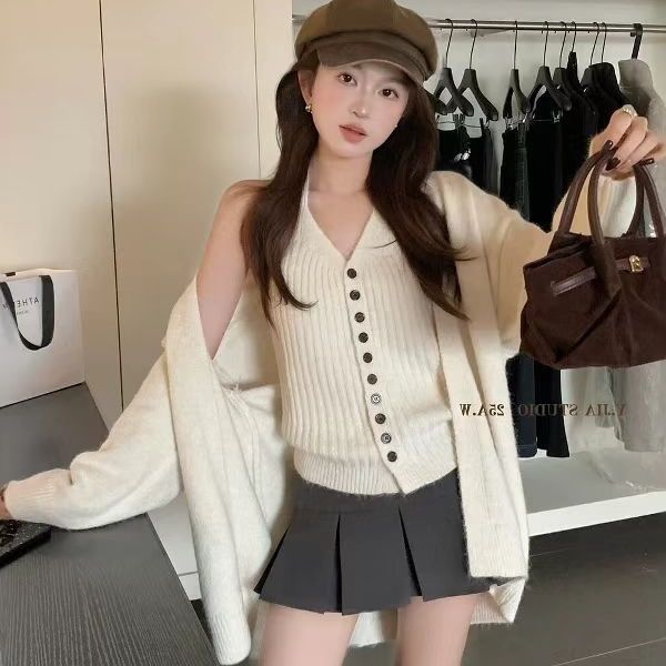 秋季慵懒气质针织开衫外套单排扣挂脖针织背心套装女两件套毛衣女