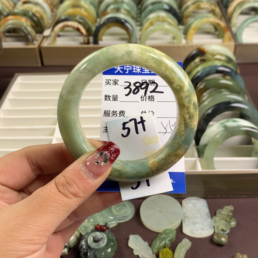 蛇纹石玉手镯未镶嵌3892