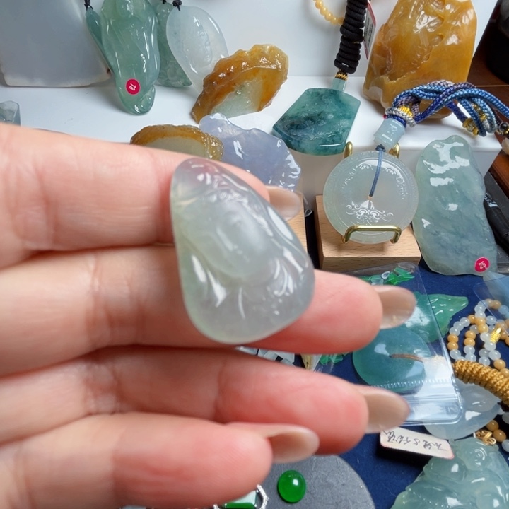 翡翠未镶嵌颈饰天然翡翠