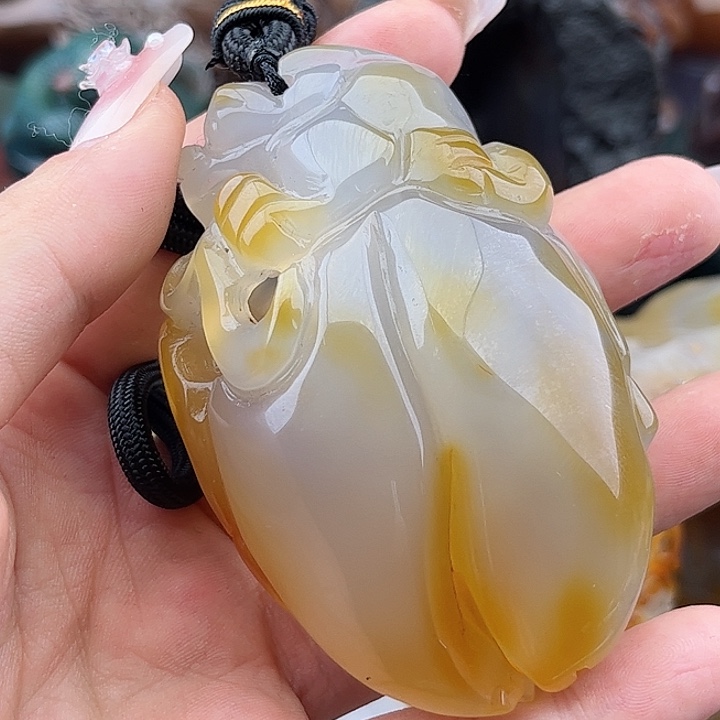 玛瑙手饰未镶嵌绪*