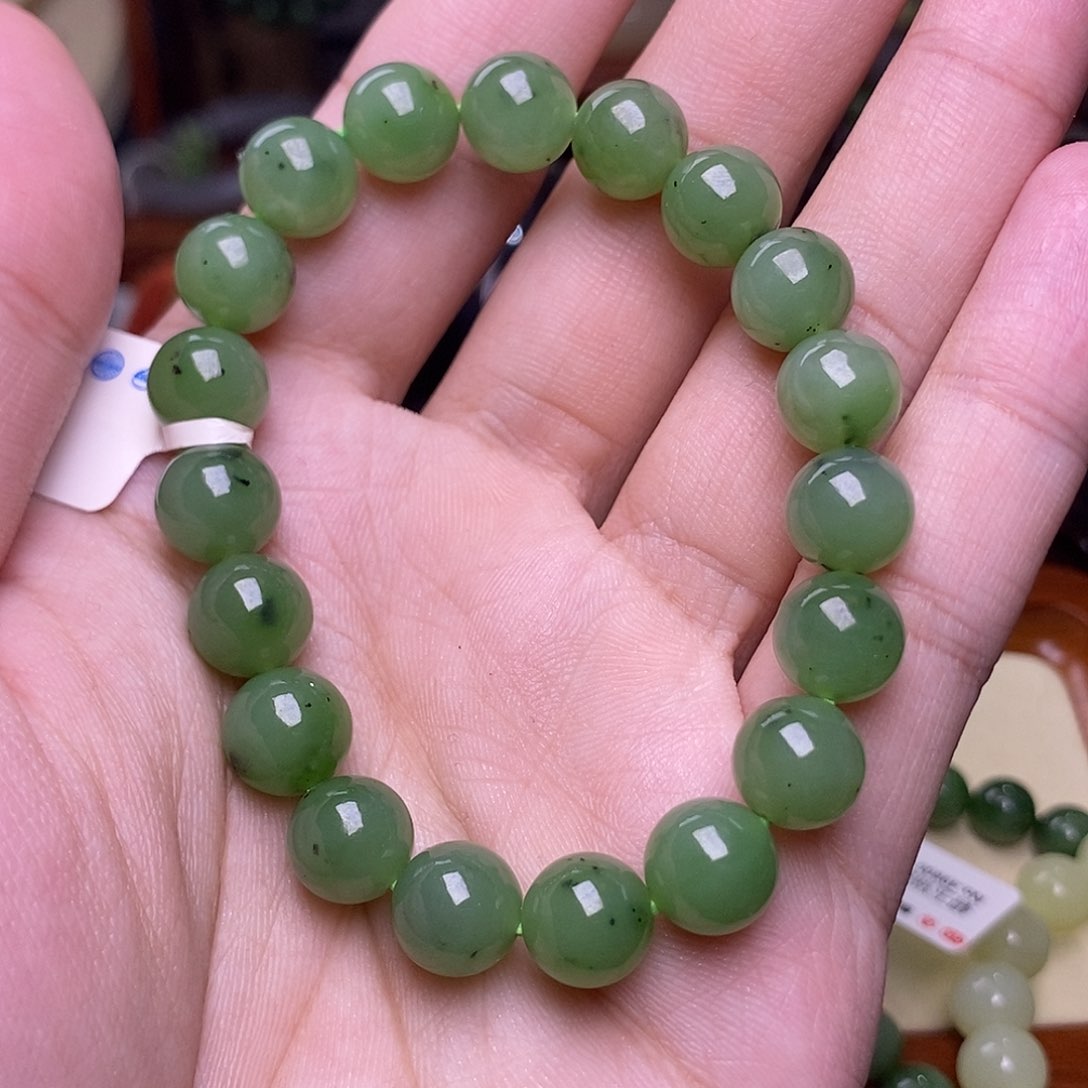 和田玉（糖玉）碧玉乌兰海手串未镶嵌