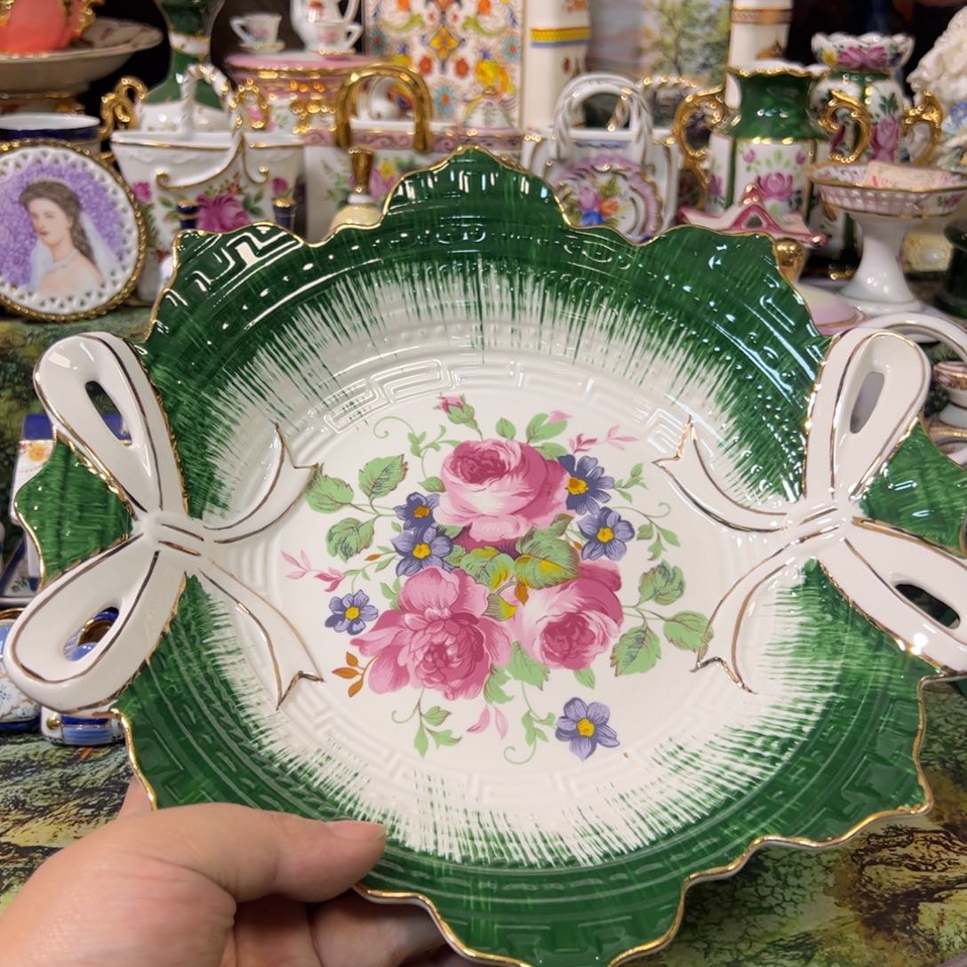 摆件鹿与海陶瓷家居用品有限公司