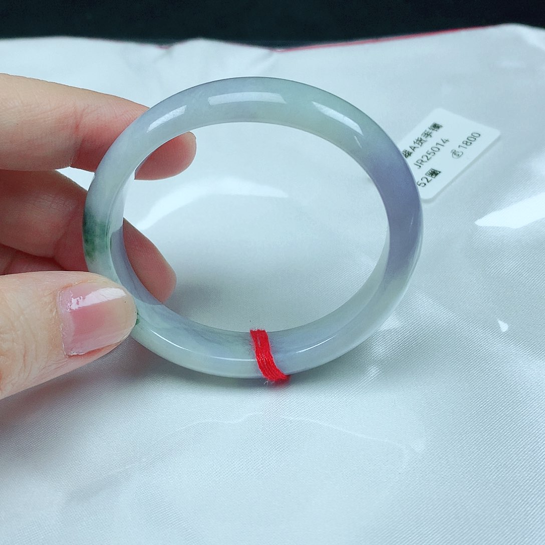 翡翠手镯未镶嵌014贵