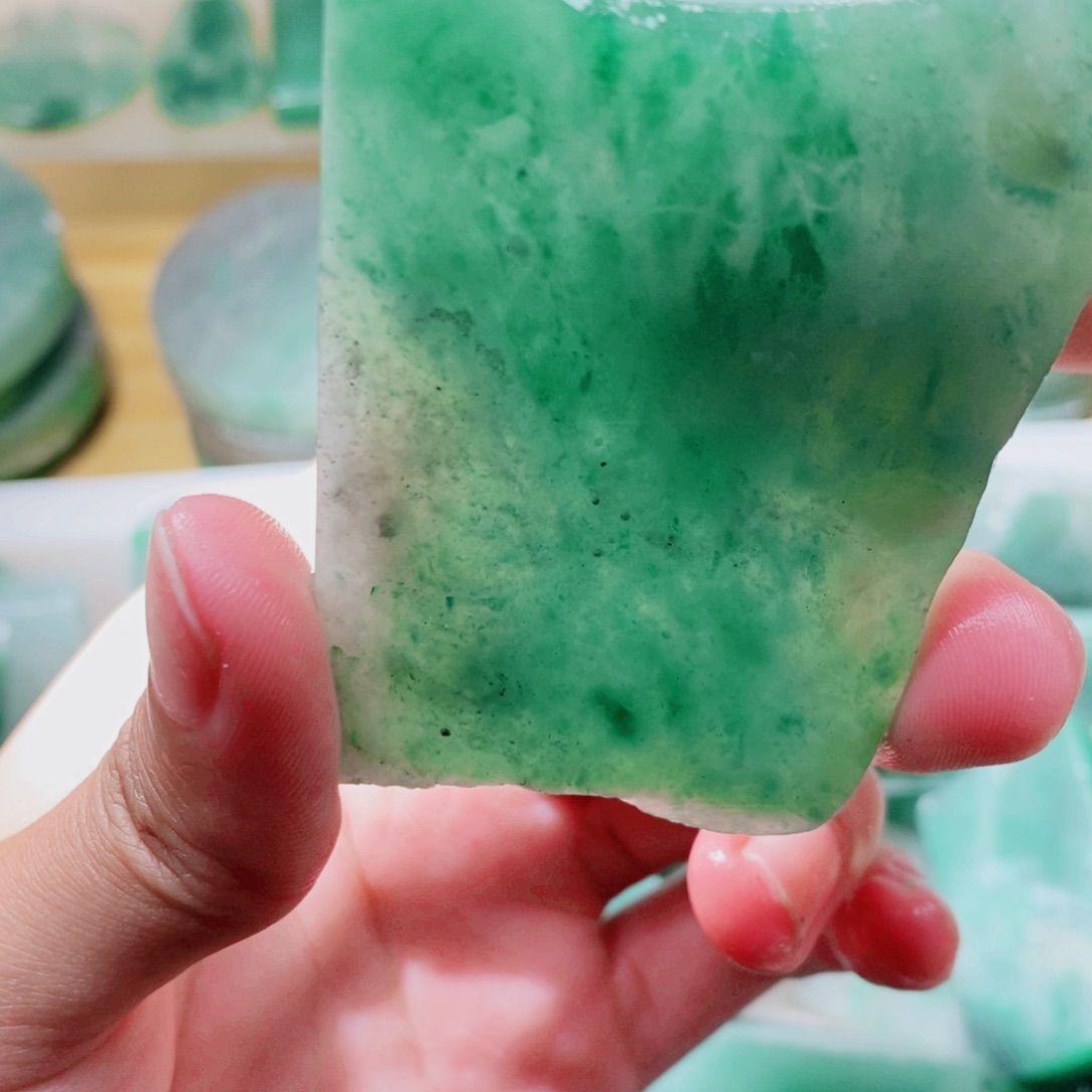 石英质玉吊坠(不含链)未镶嵌