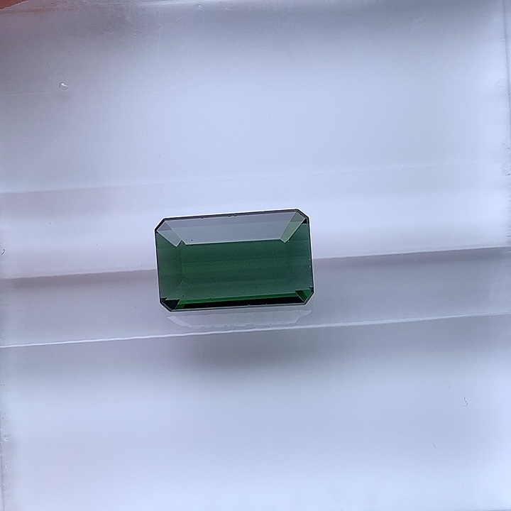 碧玺珠宝半成品未镶嵌2.6克拉