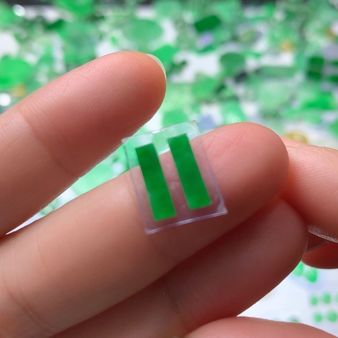 翡翠未镶嵌颈饰耳钉