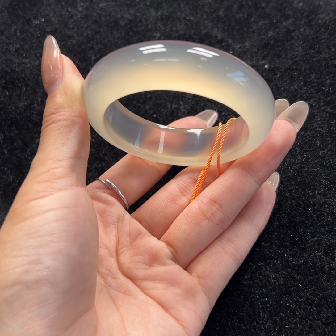 手镯玛瑙/玉髓未镶嵌