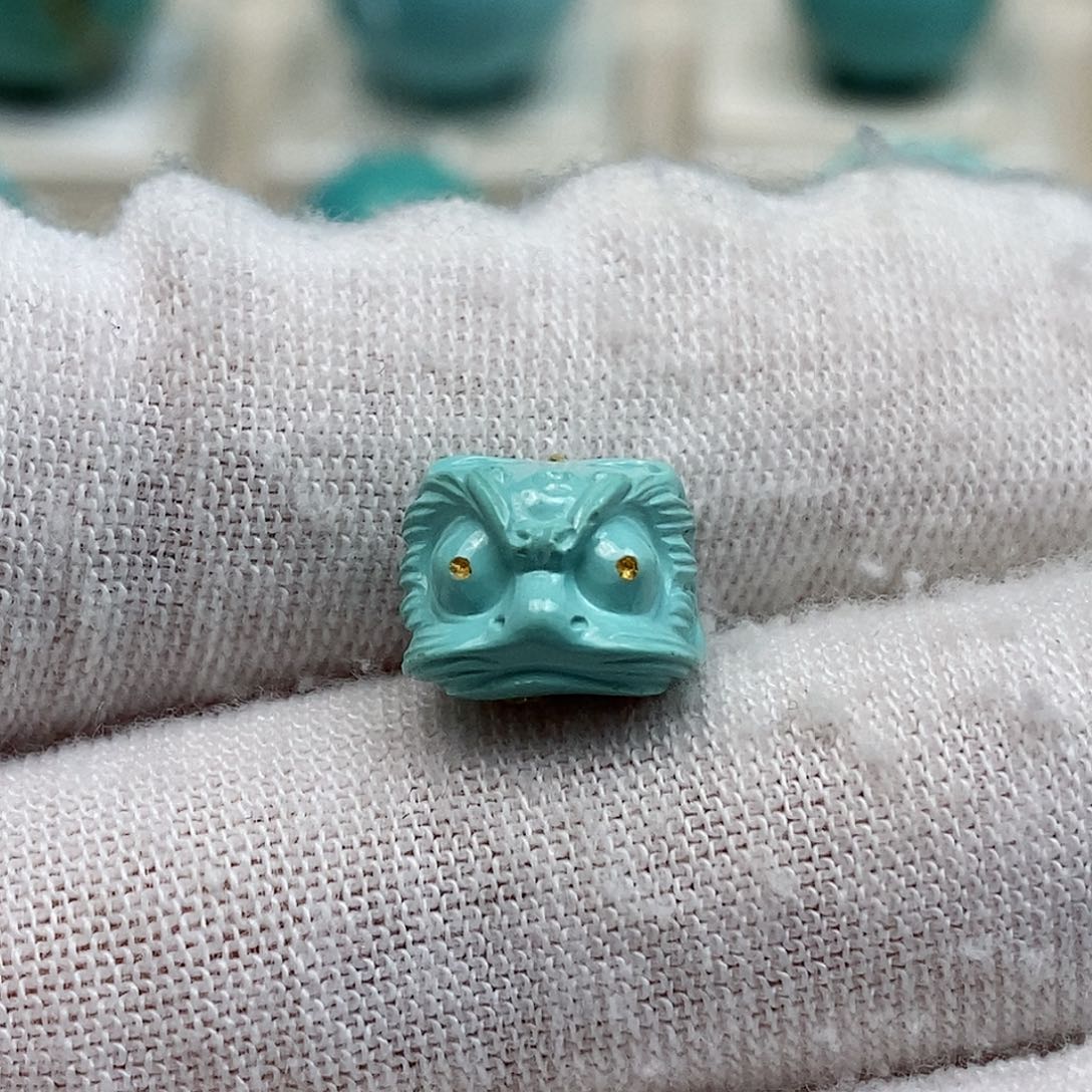 绿松石配饰未镶嵌