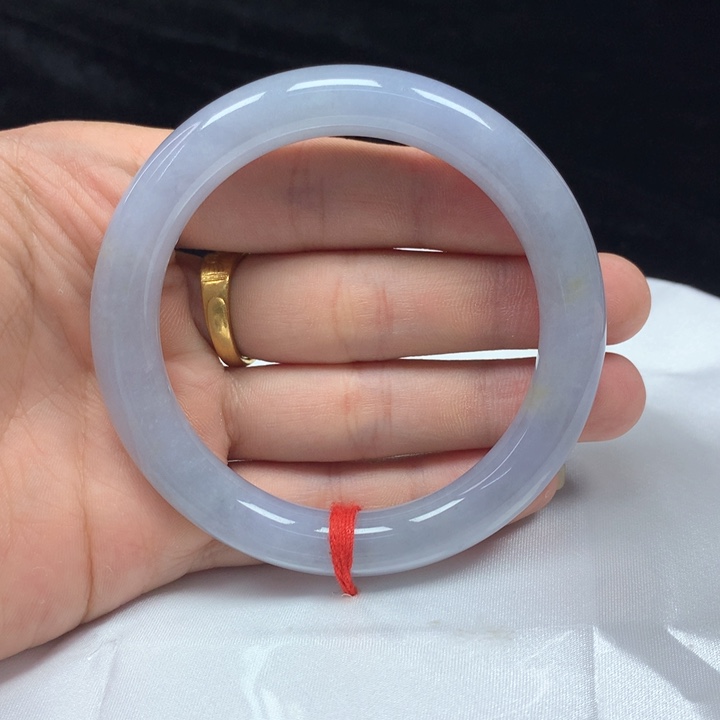 翡翠手镯（圆镯）未镶嵌56