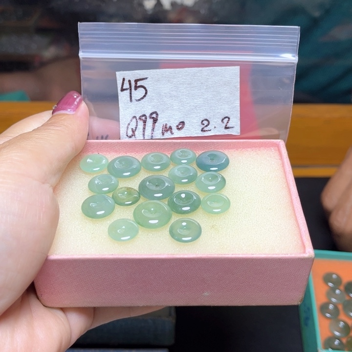定制翡翠未镶嵌m*不