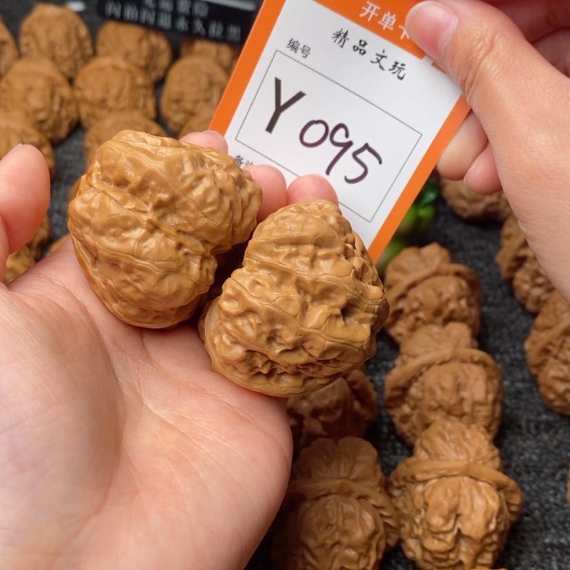 【闪购商品】把件桃核再****家43蛙蛙