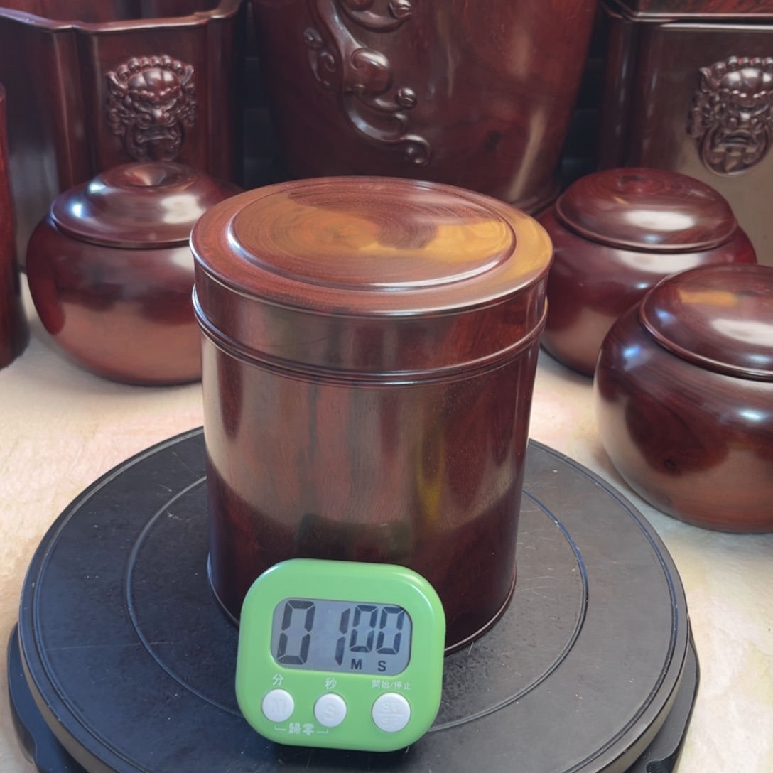 檀香木小叶紫檀茶叶罐