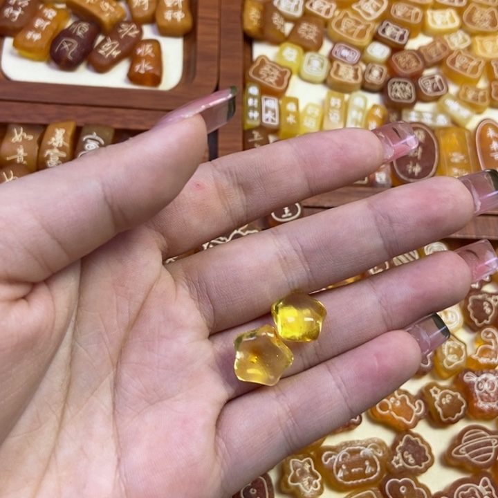 琥珀未镶嵌珠宝奇石星星