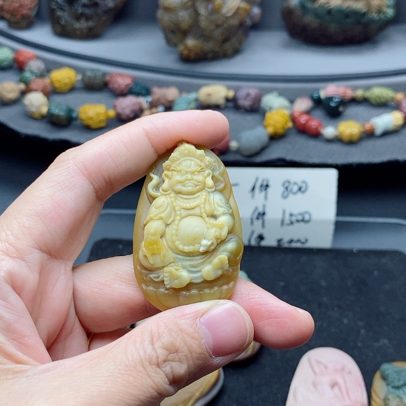 【闪购商品】定制石英质玉吊坠未镶嵌