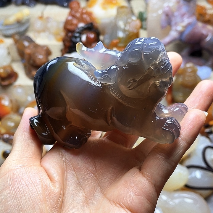 江***光玛瑙/玉髓未镶嵌饰品