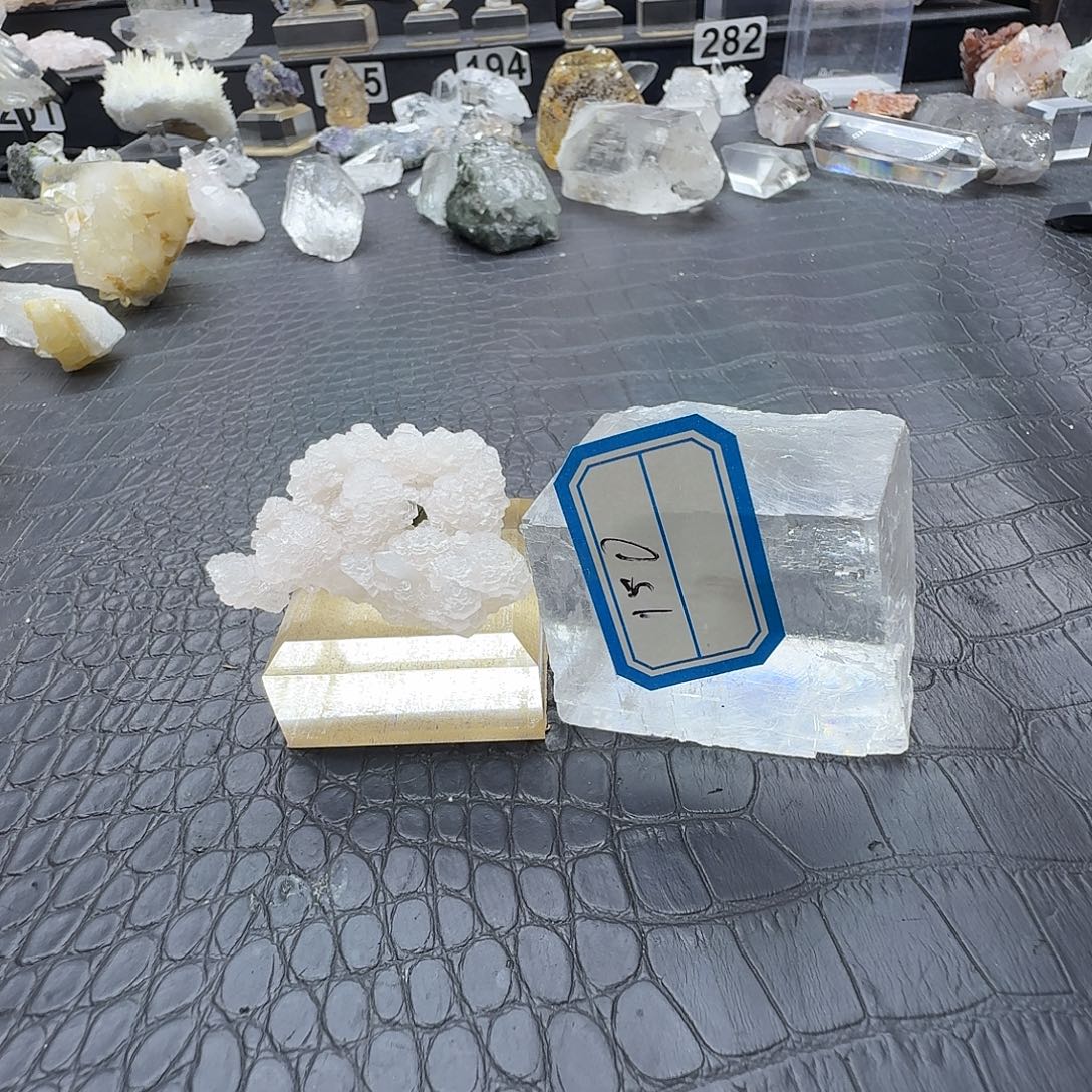 夏***闪石材天然水晶摆件