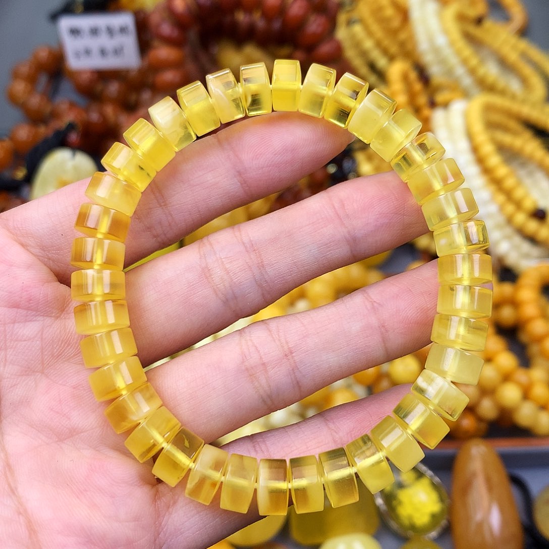 未镶嵌琥珀珠宝奇石