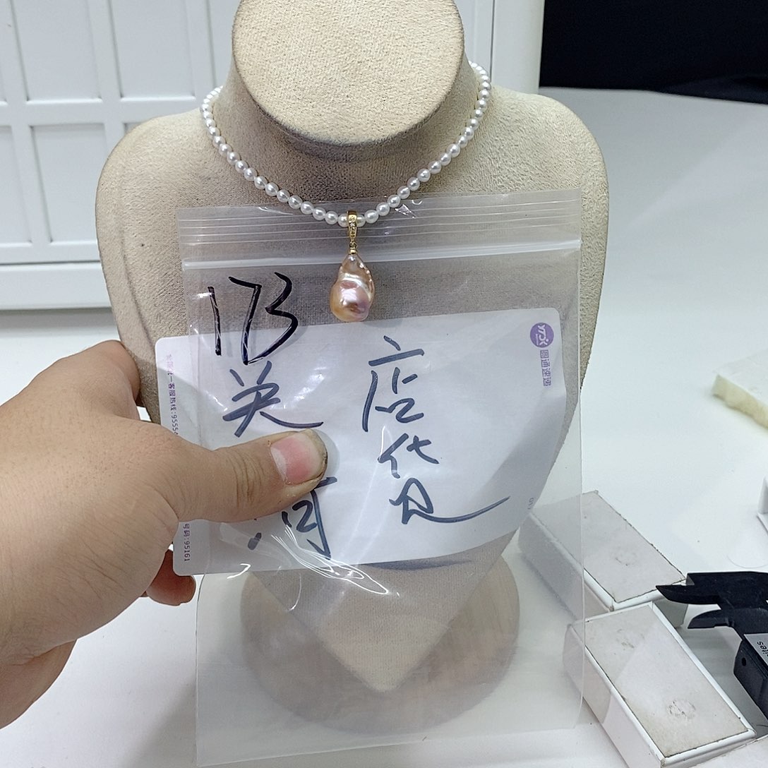 淡水珍珠颈饰合金