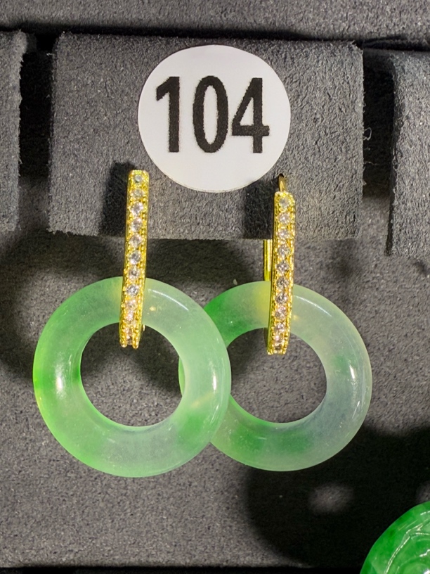 天然缅甸翡翠A货耳饰 104