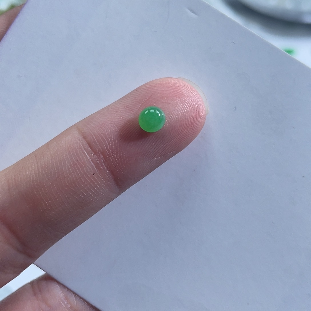 定制翡翠未镶嵌1颗蛋面