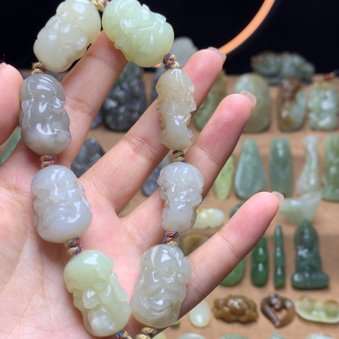 和田玉挂件未镶嵌