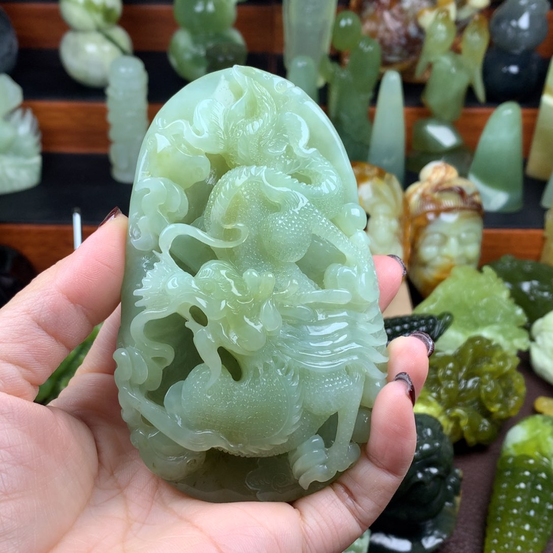 岫玉未镶嵌手把件