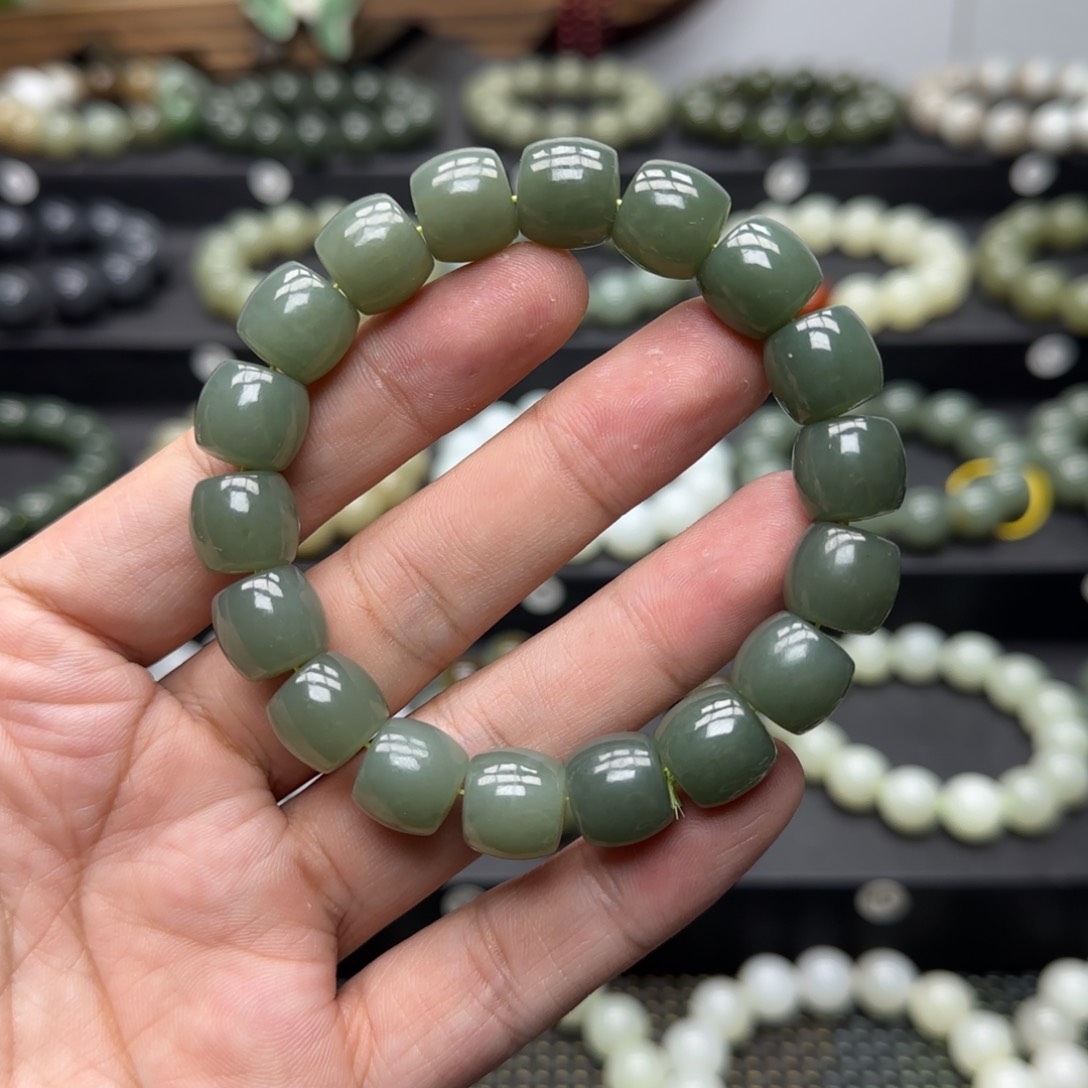 和田玉手链未镶嵌且末蓝