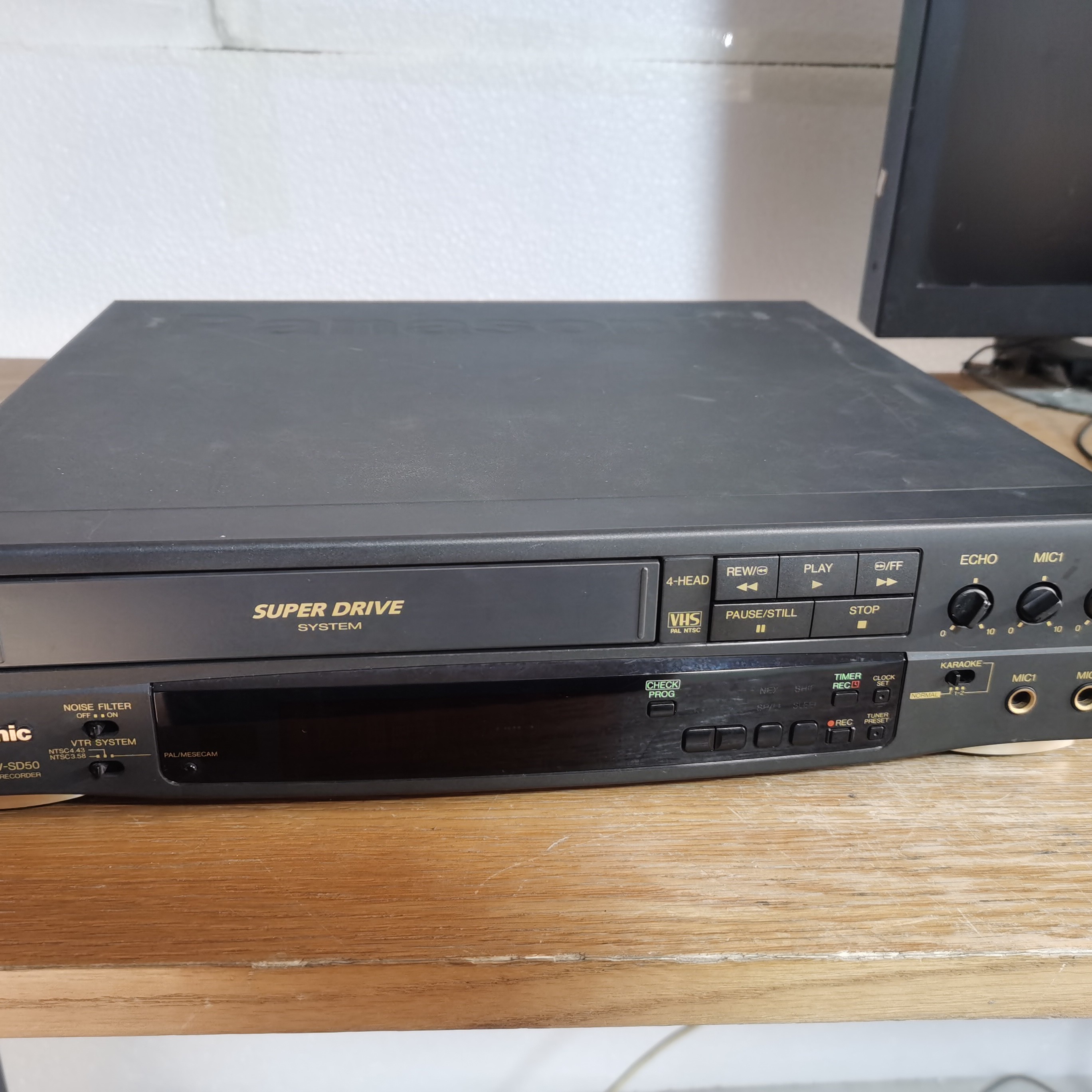 8新  录像机SD504磁头单声道没有遥控器运费自理