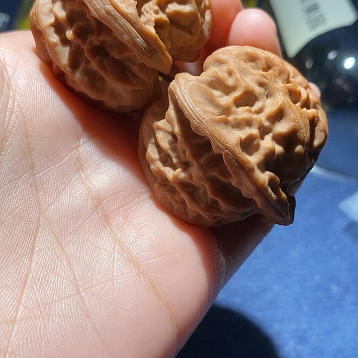 元***贞文玩核桃吊坠大龙