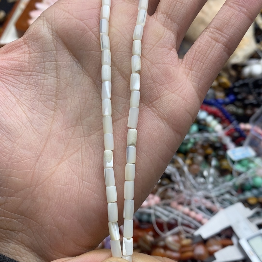 玛瑙/玉髓未镶嵌珠宝半成品一条天然3.5×7白蝶贝小细管