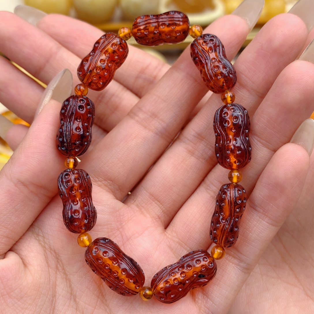 琥珀未镶嵌珠宝奇石