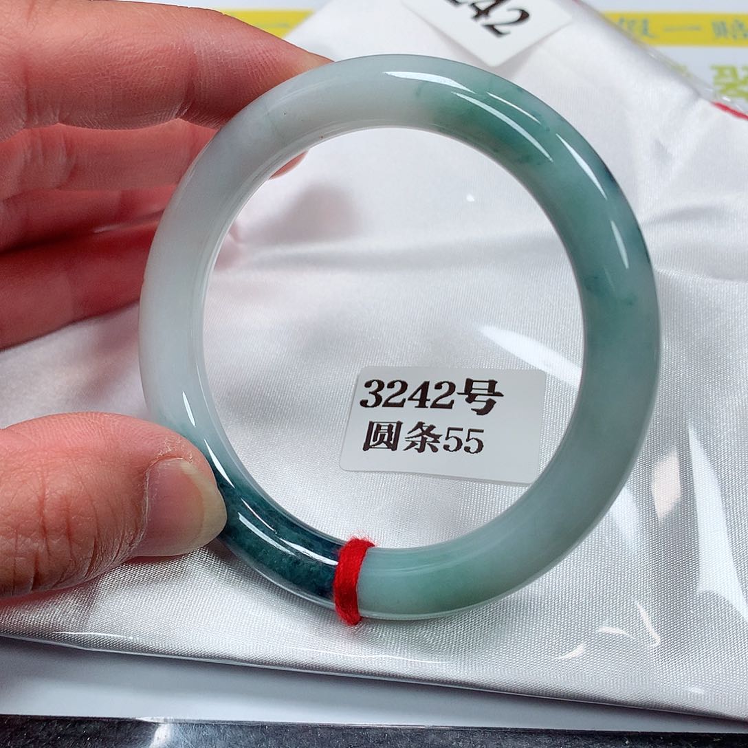 【闪购商品】翡翠手镯未镶嵌3242号