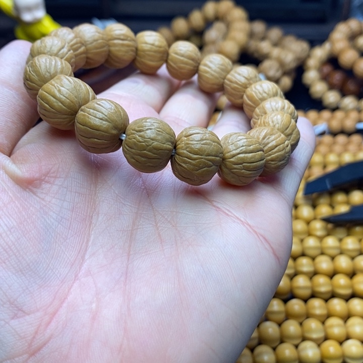 猴头核桃手串猴头