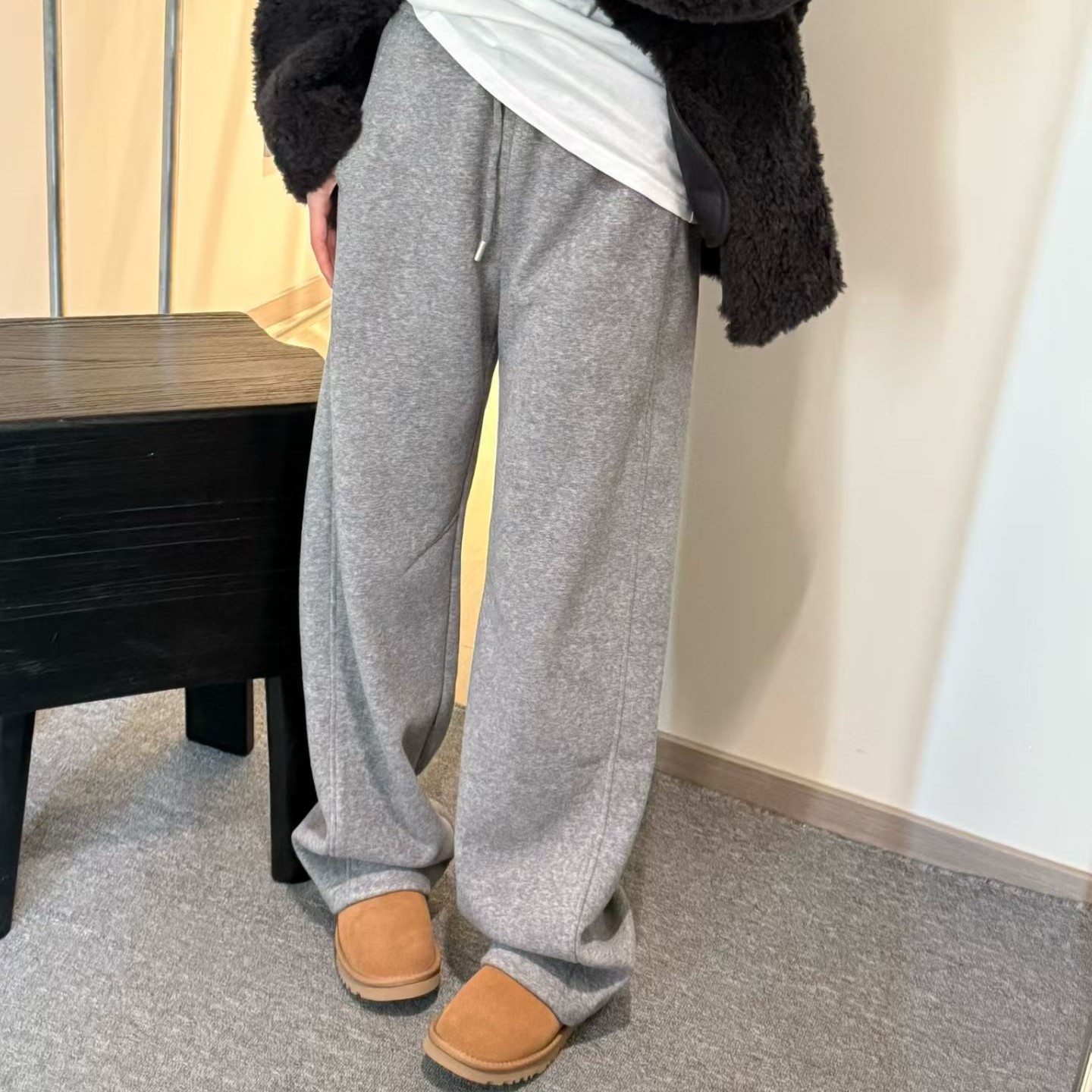 【哈哈推荐】灰色拉布裤