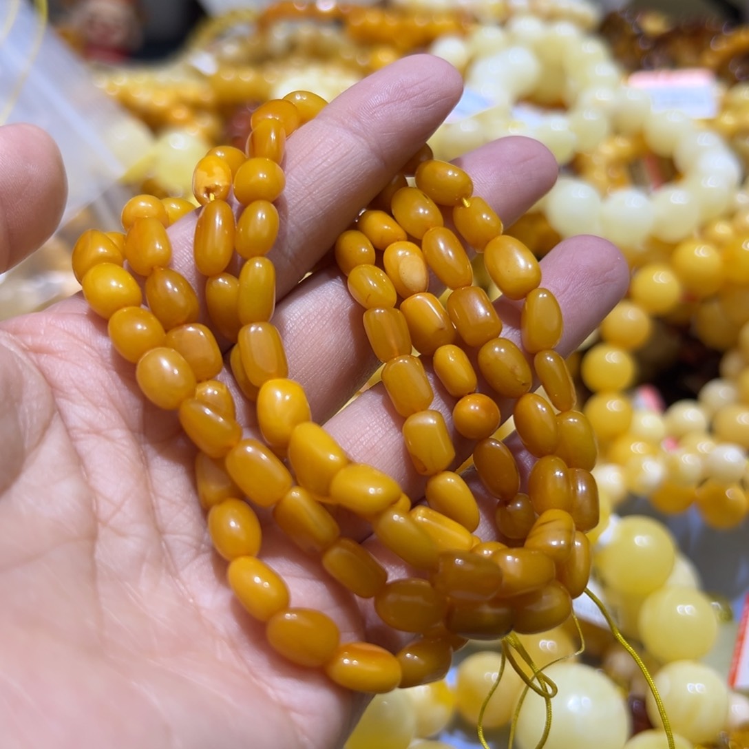 琥珀珠宝奇石未镶嵌