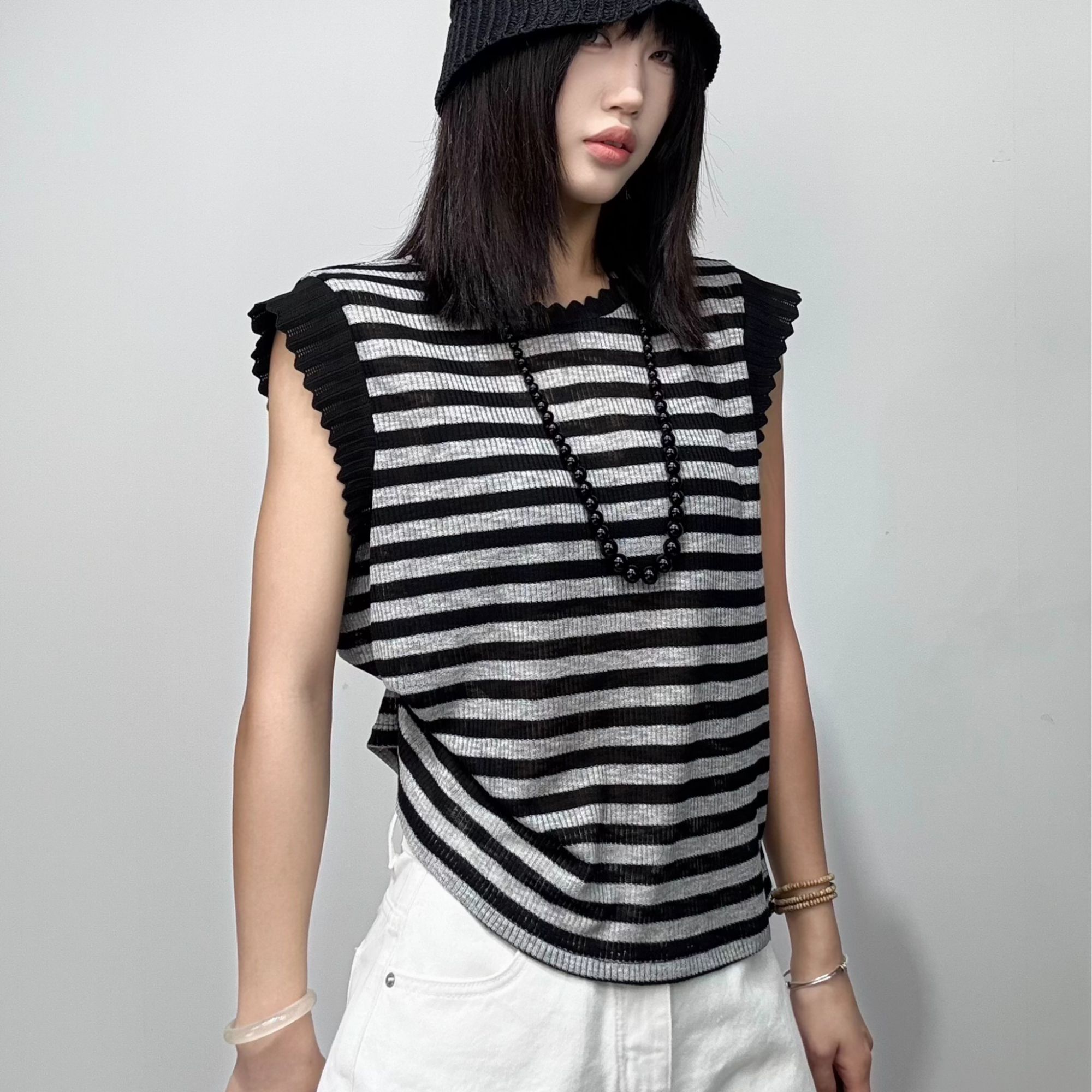 207-1#欧洲站2025夏季新款时尚圆领锯齿边针织条纹无袖背心上衣女