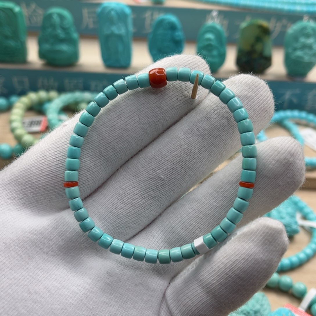 绿松石配饰未镶嵌