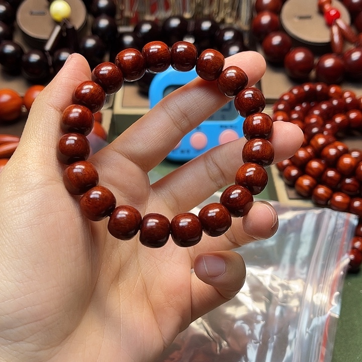 王***庆木小叶紫檀手工艺