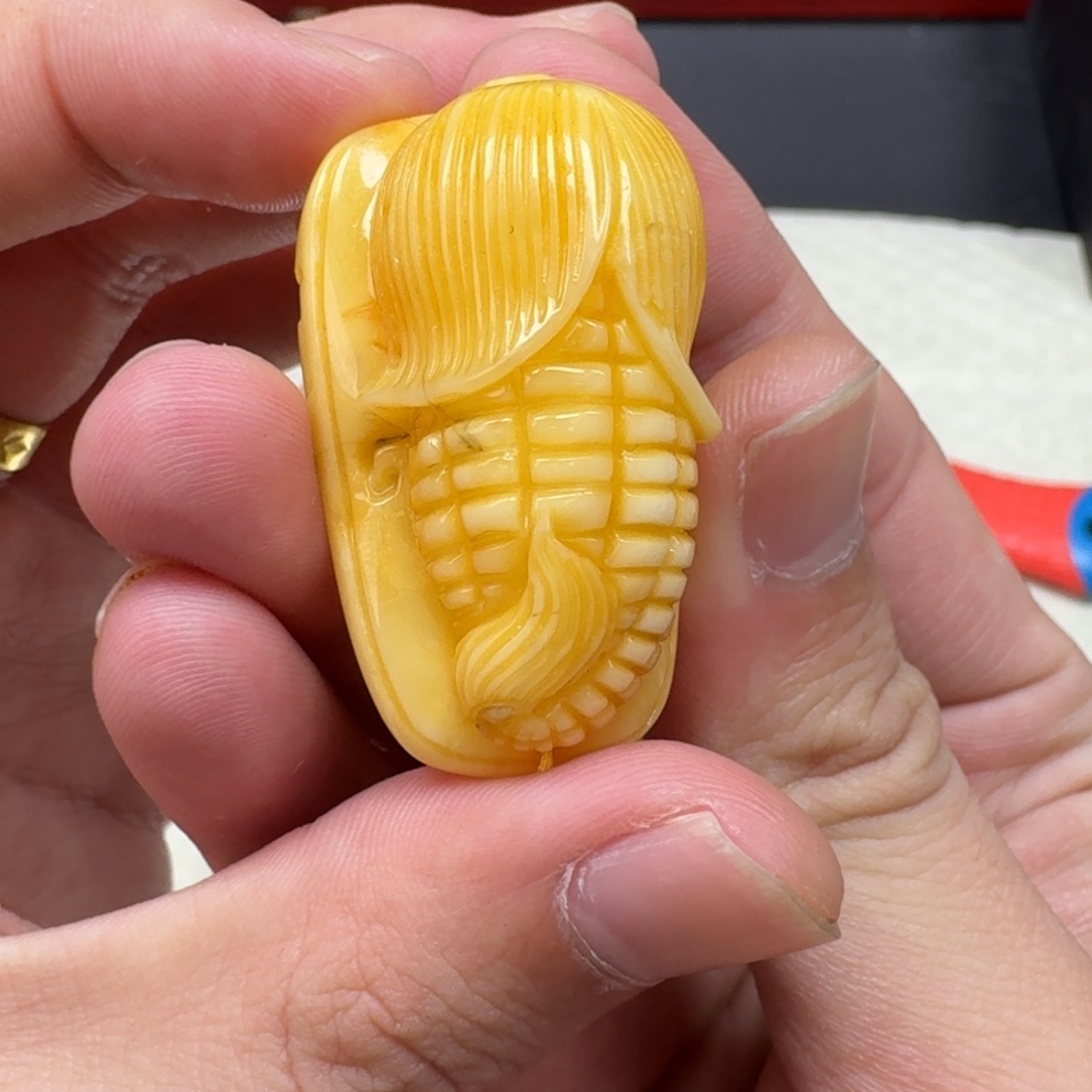 琥珀未镶嵌珠宝奇石491