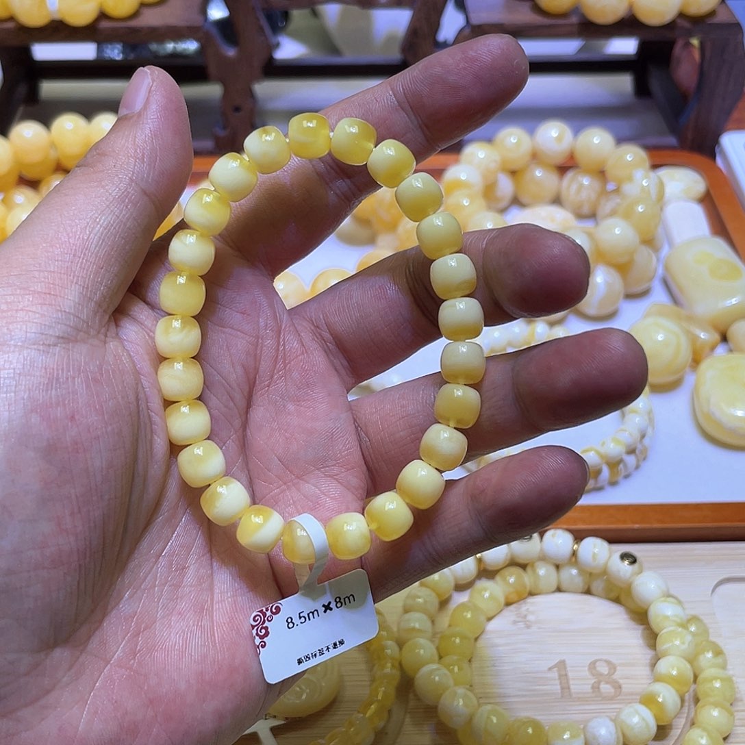 未镶嵌蜜蜡手串8.5✖️8m高庄金精白妖花