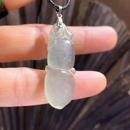 翡翠未镶嵌颈饰Qtt try ippp opt ippp