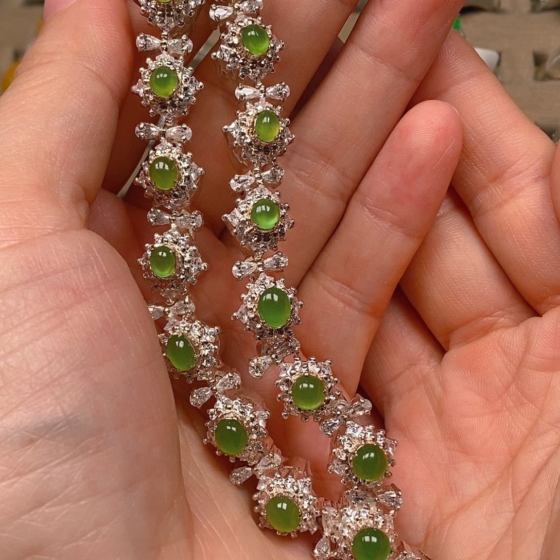 翡翠戒指未镶嵌翡翠蛋面