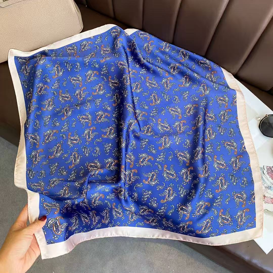 A42 蓝色腰果灰边 围巾 67*67左右{无礼盒}