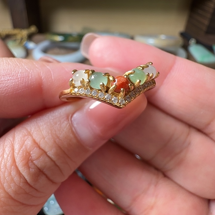 翡翠未镶嵌手镯翡翠9.9