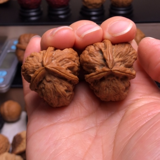 文玩核桃把件小石斧23