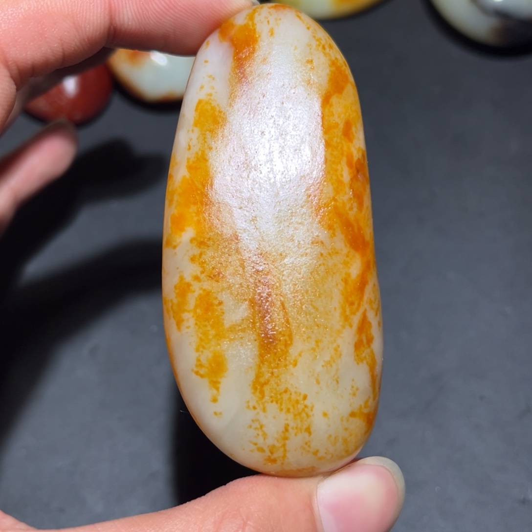 和田玉未镶嵌珠宝奇石