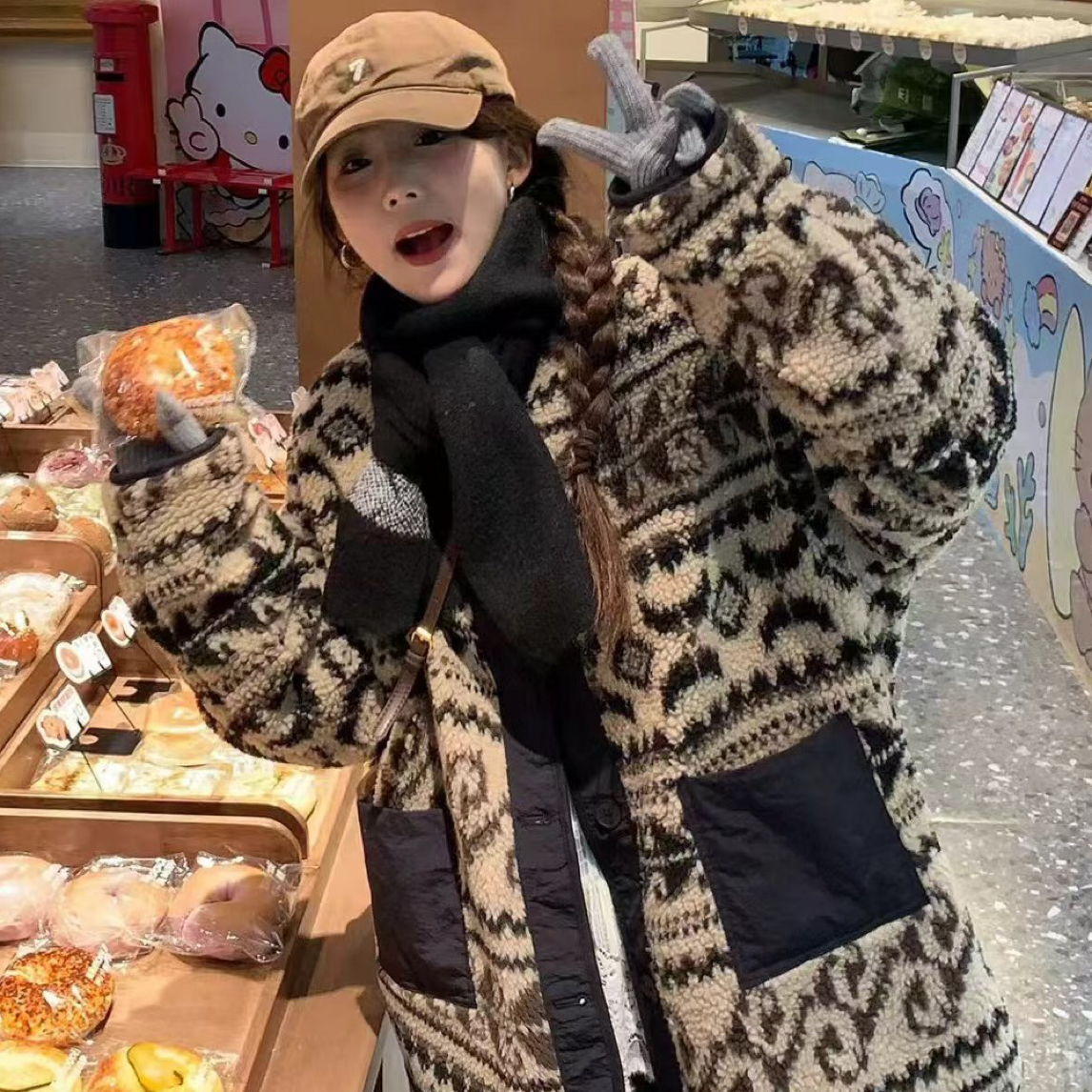 胖mm大码冬季韩系民族风印花颗粒绒加厚女休闲外套