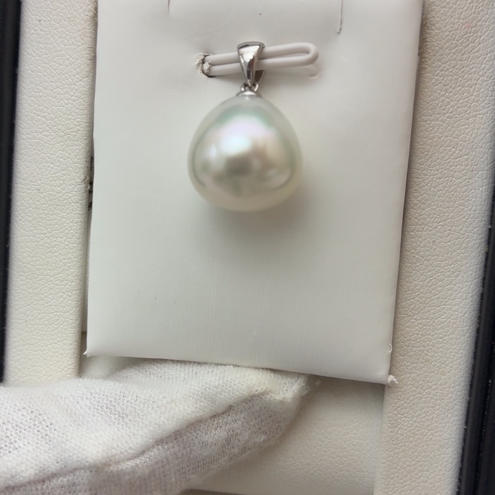 颈饰海水珍珠未镶嵌