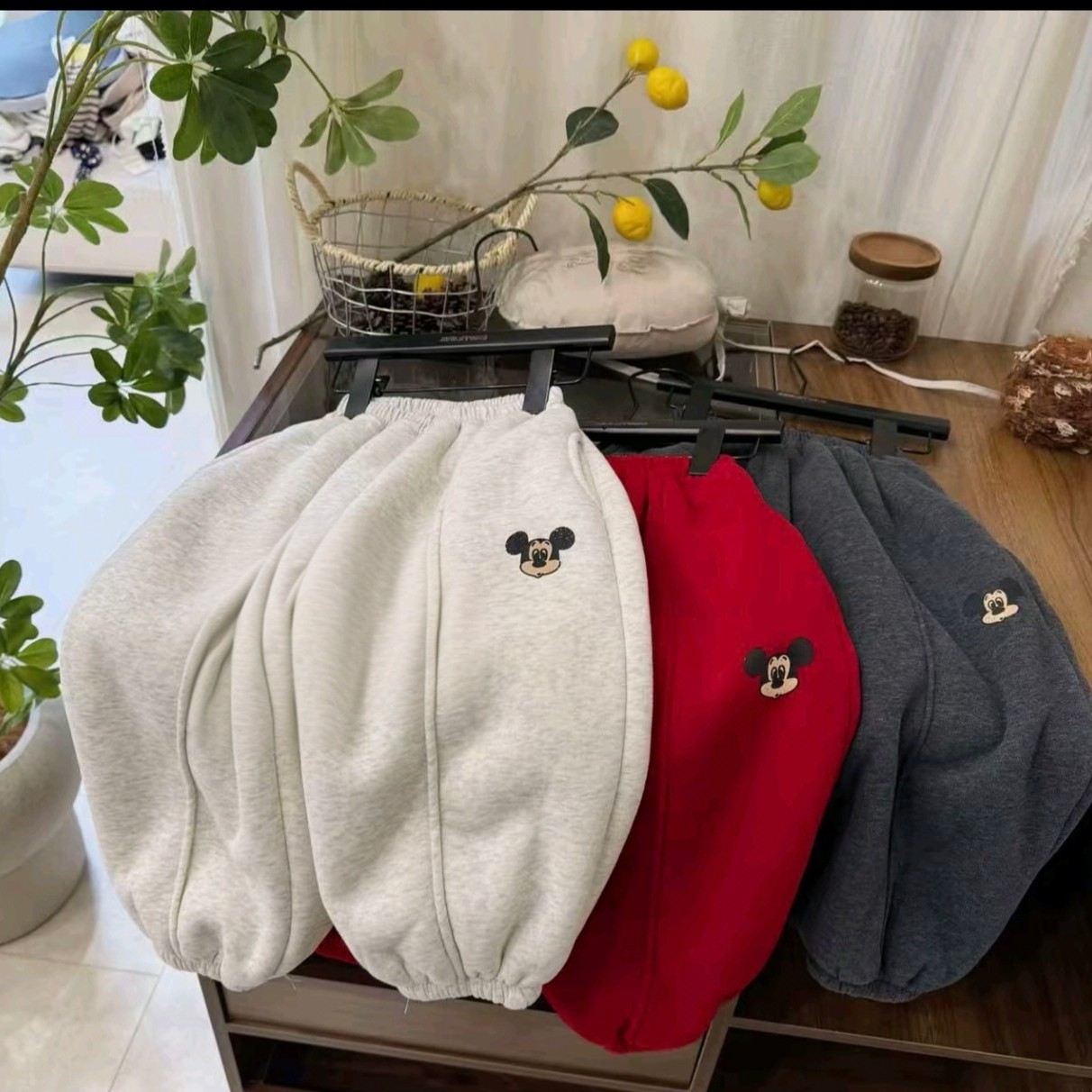 儿童冬季加绒韩系束脚卫裤新款男童女童卡通印花休闲时尚百搭长裤